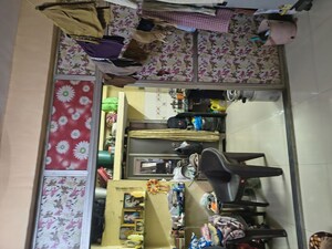 Team Area in 1 RK Independent House at Kurla – for Rent