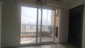 Room in 4 BHK Apartment at ACE Parkway, Sector 150 – for Rent