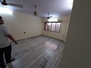 Room in 1 BHK Apartment at Link Palace, Malad West – for Rent