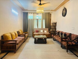 Living Room in 3.5 BHK Apartment at Telecom City, Sector 62 – for Rent
