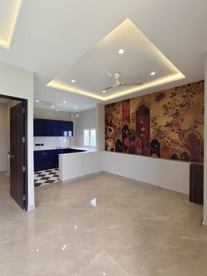 Room in 1 BHK Builder Floor at Greater Kailash I – for Rent