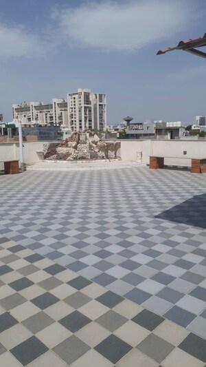 4 BHK Builder Floor – Exterior View View at Unitech South City II, Sector 50 - for Rent