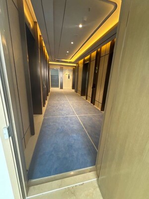Building Lobby in 4 BHK Apartment at Piramal Mahalaxmi, Mahalaxmi – for Rent