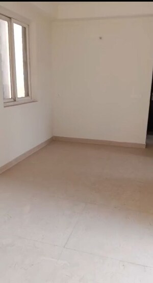 Room in 2 BHK Apartment at Sector 107 – for Rent