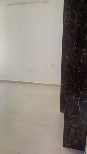 Bathroom in 2 BHK Apartment at Signature Signum 37D III, Sector 37d – for Rent
