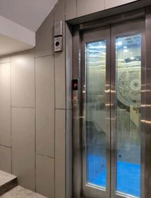 Building Lobby in 3 BHK Builder Floor at Green Wood City, Sector 45 – for Rent