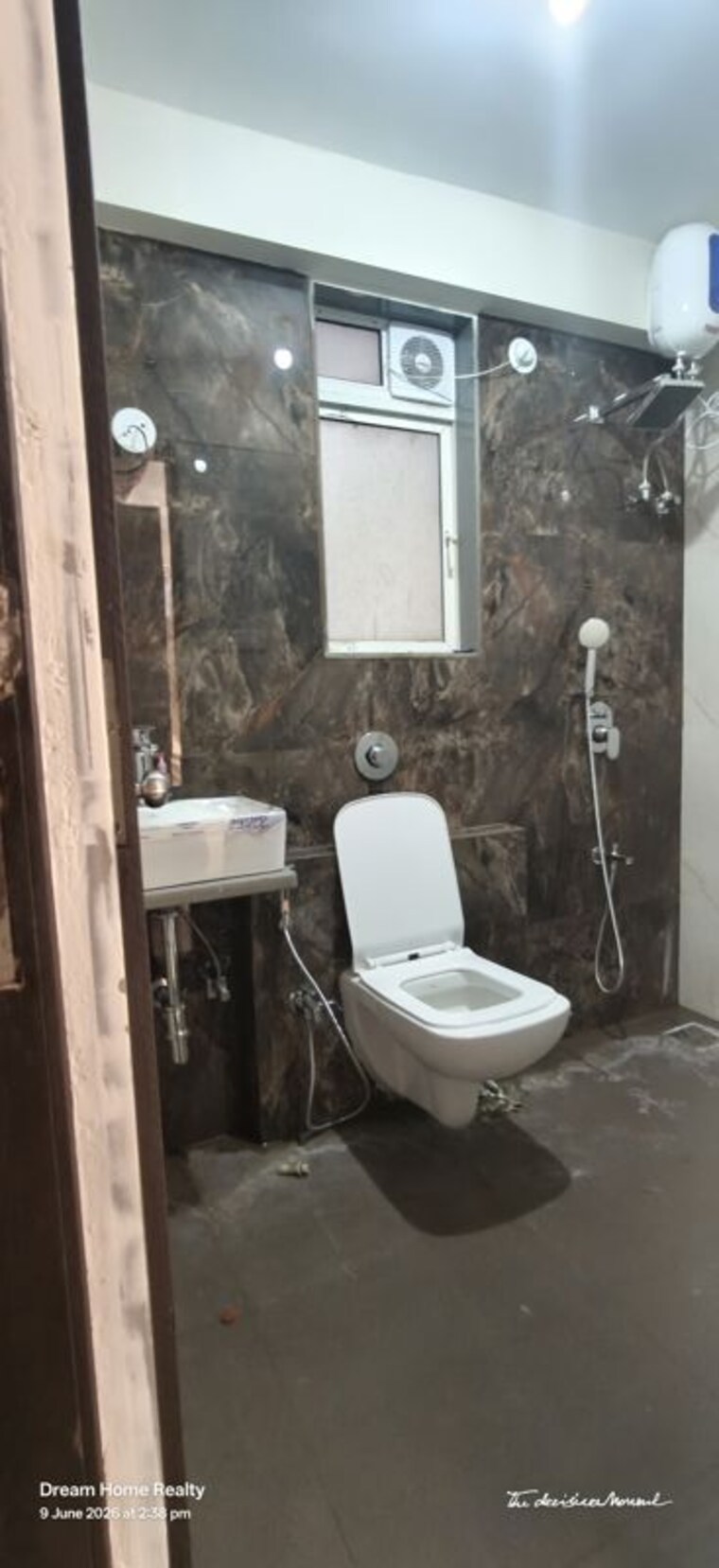 Bathroom, dreamax-vega 2 Bedroom 850 Sq.Ft. Apartment In Andheri East Mumbai 10437398
