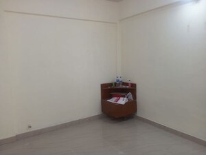Furnished Amenities in 1 BHK Apartment at Sun Villa Malad West, Malad West – for Rent