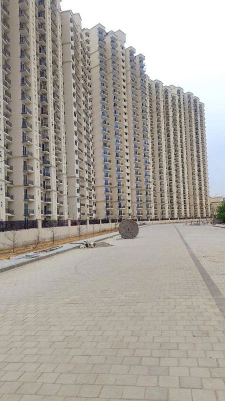 Exterior View, signature-global-golf-greens 2.5 Bedroom 1100 Sq.Ft. Apartment In Sector 79 Gurgaon 10437440