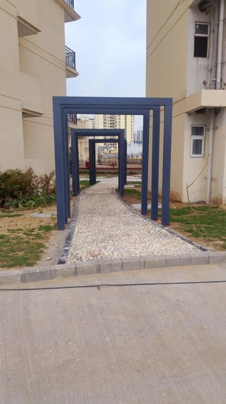  Parking, signature-global-golf-greens 2.5 Bedroom 1100 Sq.Ft. Apartment In Sector 79 Gurgaon 10437440