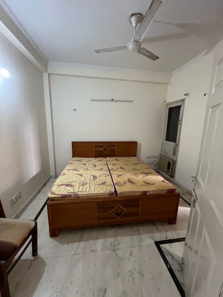 Bedroom, khirki extension 2 Bedroom 80 Sq.Yd. Builder Floor In Khirki Extension Delhi 10437446