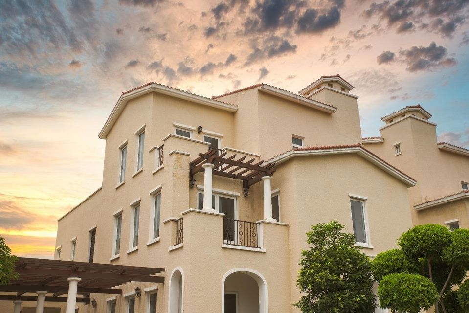 4 BHK + Servant Room 380 Sq.Yd. Builder Floor in Emaar Marbella