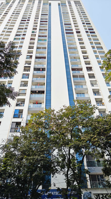 2 BHK 755 Sq.Ft. Apartment in Sheth Avalon