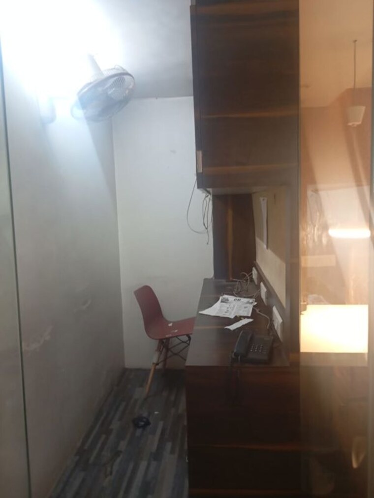 Bathroom, vashi-railway-station-commercial-complex Commercial Office Space 421 Sq.Ft. In Vashi Sector 30a Navi Mumbai 10437503