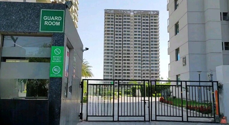 Exterior View, paras-dews 4 Bedroom 2280 Sq.Ft. Apartment In Sector 106 Gurgaon 10437552