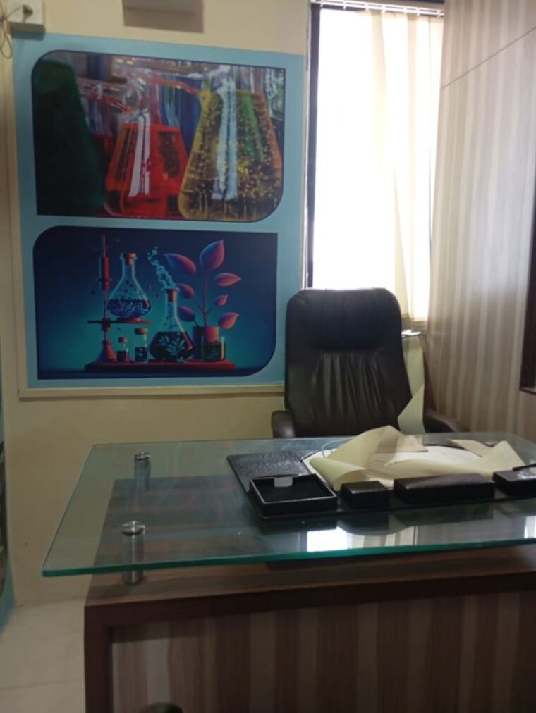 Living Room, vashi sector 30a Commercial Office Space 437 Sq.Ft. In Vashi Sector 30a Navi Mumbai 10437544