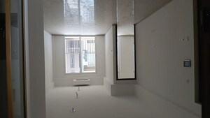 Room in 3 BHK Apartment at Smart World Orchard, Sector 61 – for Sale