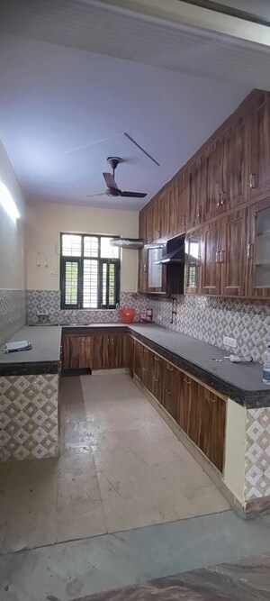 Kitchen in 3 BHK Builder Floor at Sector 84 – for Rent