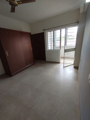 Room in 3 BHK Apartment at Vasanth Nagar – for Rent