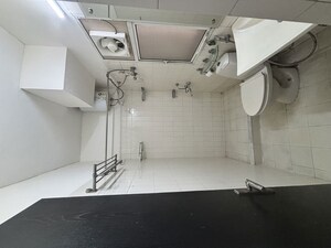 Bathroom in 2 BHK Apartment at DLF The Princeton Estate, Dlf Phase V – for Rent