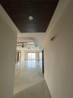 Building Lobby in 3 BHK Apartment at Prestige Finsbury Park Regent, Bagaluru – for Rent