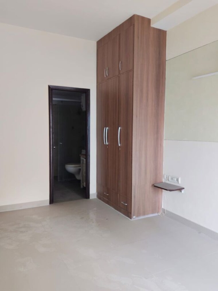 Room, mahagun-mirabella-highrise 4 Bedroom 2475 Sq.Ft. Apartment In Sector 79 Noida 10437686