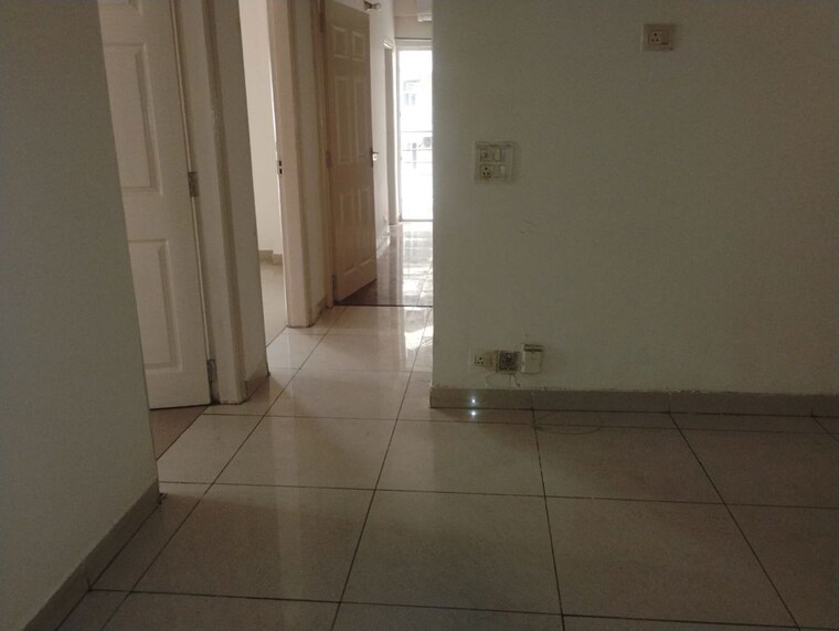 Bathroom, mahagun-mirabella-highrise 4 Bedroom 2475 Sq.Ft. Apartment In Sector 79 Noida 10437686