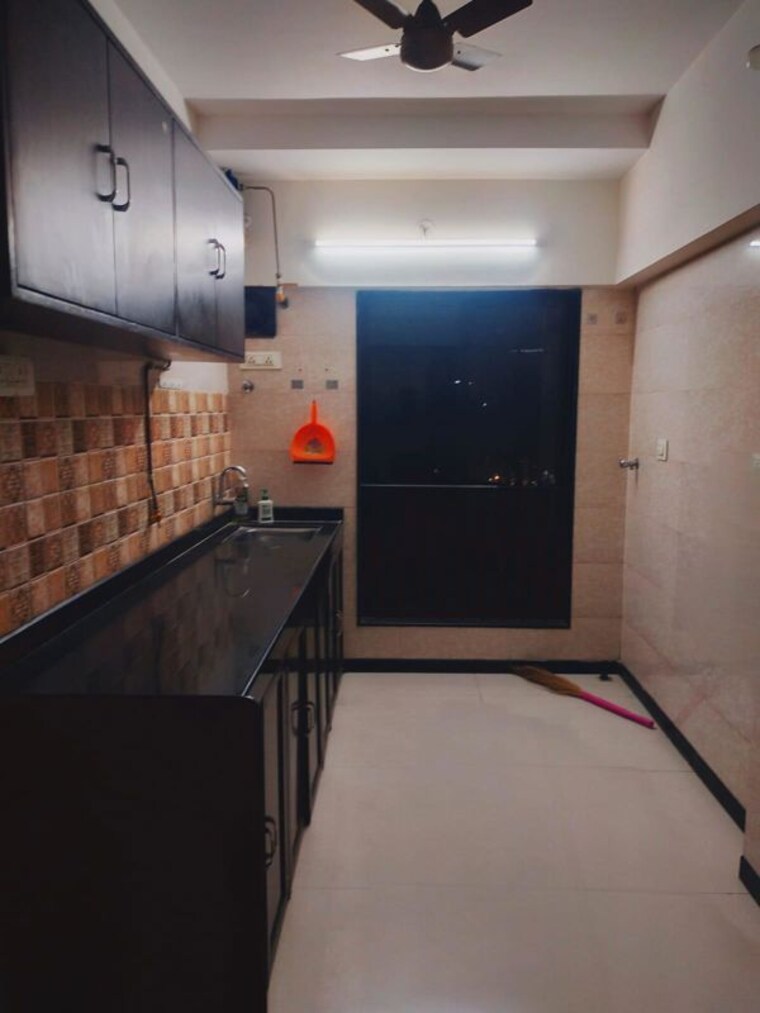 Kitchen, atul-blue-fortune 2 Bedroom 1120 Sq.Ft. Apartment In Andheri East Mumbai 10437666
