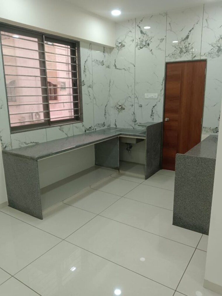 Kitchen, bhayli 2 Bedroom 720 Sq.Ft. Apartment In Bhayli Vadodara 10435459