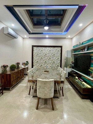 Room in 5 BHK Independent House at Ambala Highway – for Sale