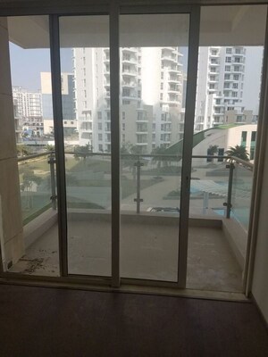 Room in 3 BHK Apartment at M3M Merlin, Sector 67 – for Sale
