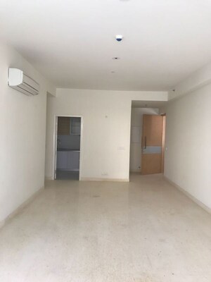 Room in 3 BHK Apartment at M3M Merlin, Sector 67 – for Sale
