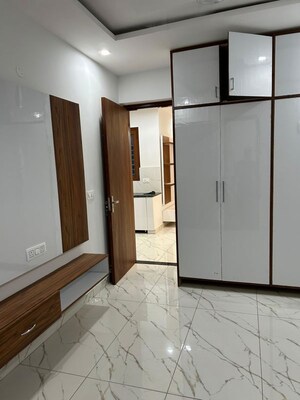 Room in 4 BHK Independent House at Sector 123 – for Sale