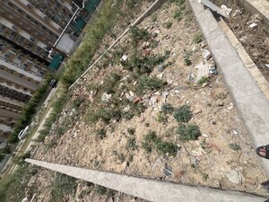 Plot Area in  Plot at Amrapali Centurian Park Phase II, Tech Zone 4 Greater Noida – for Sale