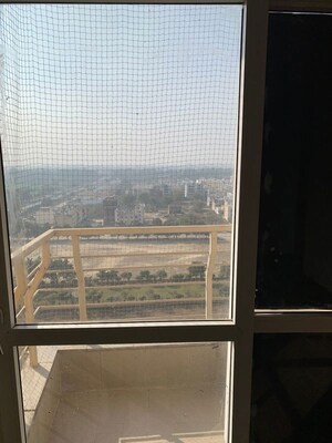 Furnished Amenities in 3 BHK Apartment at Sector 75 – for Rent