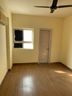 3 BHK + Store Room Apartment For Rent in Sector 75