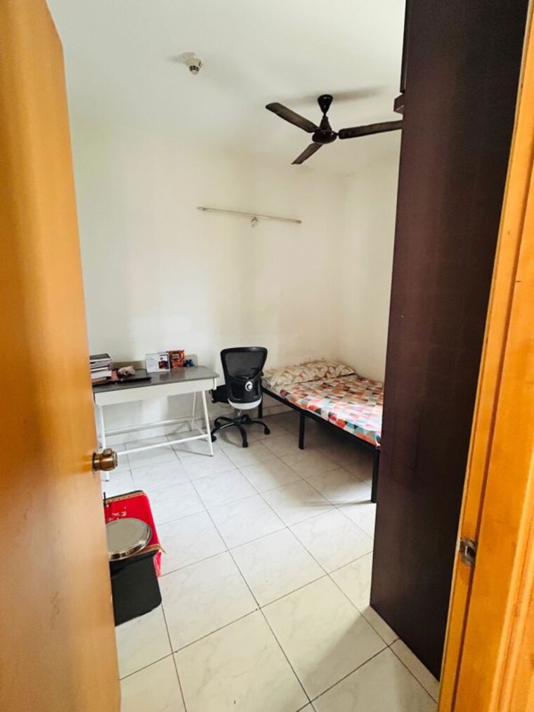 Room, mantri-celestia 2 Bedroom 850 Sq.Ft. Apartment In Gachibowli Hyderabad 10437805