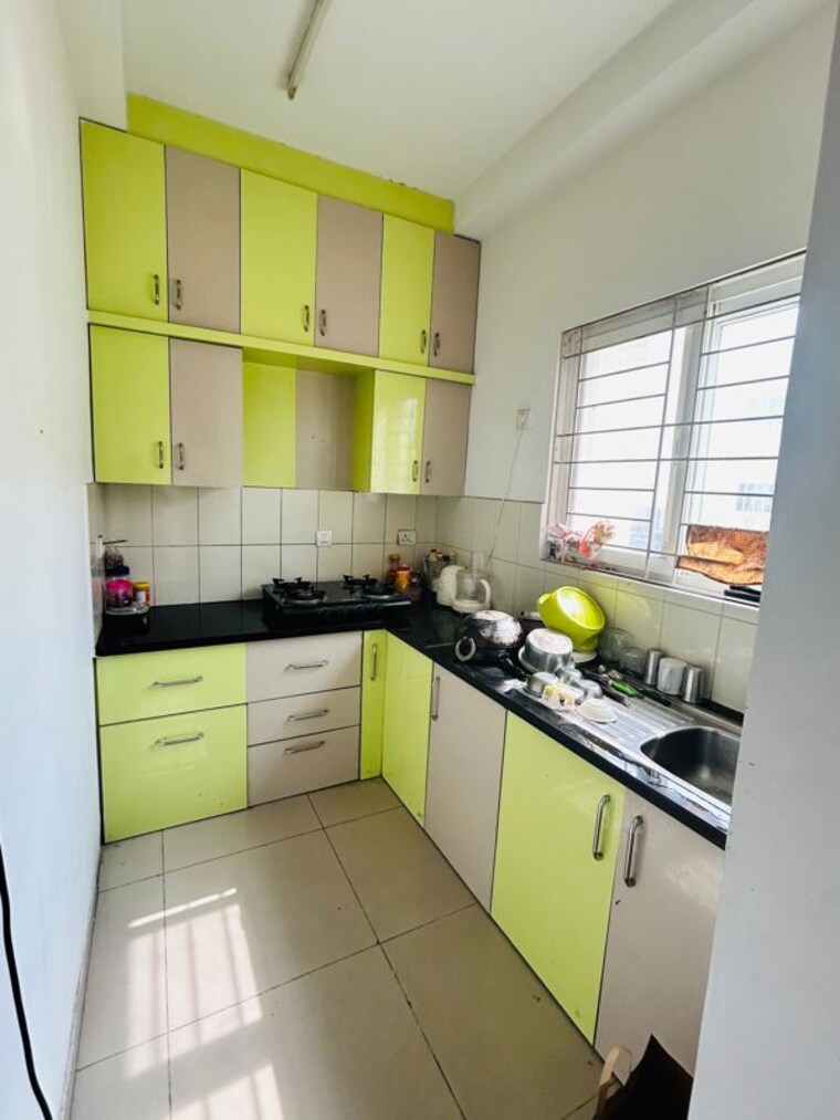 Kitchen, mantri-celestia 2 Bedroom 850 Sq.Ft. Apartment In Gachibowli Hyderabad 10437805