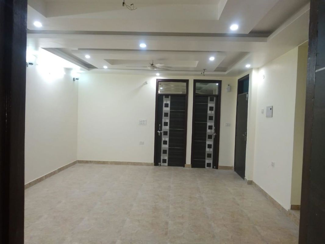 2 BHK 850 Sq.Ft. Builder Floor in Maan Heights