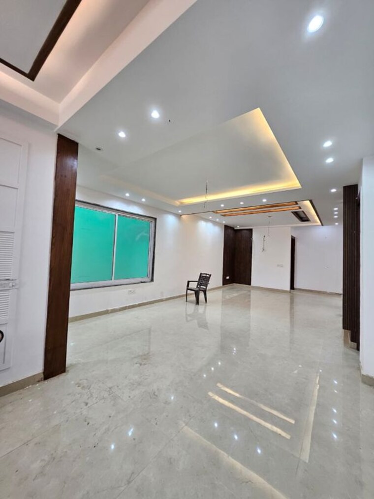 Room, green fields colony 5 Bedroom 5000 Sq.Ft. Builder Floor In Green Fields Colony Faridabad 10437850