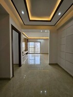 5 BHK + Pooja Room,Servant Room,Study Room,Extra Room,Store Room 5000 Sq.Ft. Builder Floor in Green Fields Colony