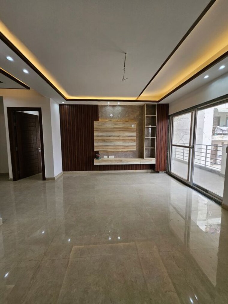 Room, green fields colony 5 Bedroom 5000 Sq.Ft. Builder Floor In Green Fields Colony Faridabad 10437850