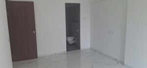 Room in 4 BHK Apartment at Gokhale Saraswati Park, Ideal Colony – for Rent
