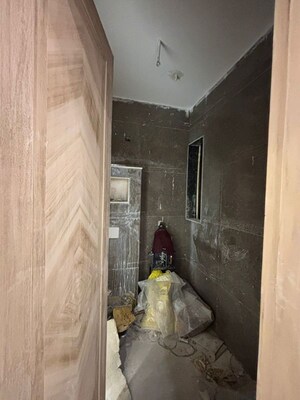 Bathroom in 3 BHK Builder Floor at Safdarjung Enclave – for Sale