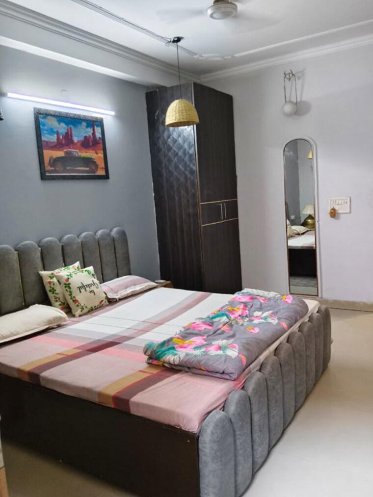 Bedroom, mehrauli 2 Bedroom 85 Sq.Yd. Builder Floor In Mehrauli Delhi 10437764