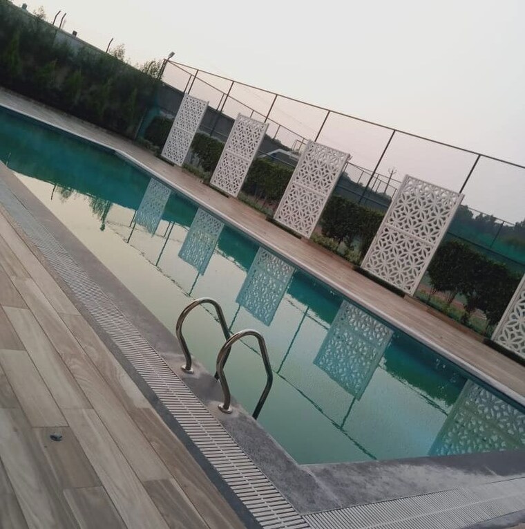 Swimming Pool, highland-park-chandigarh 3 Bedroom 1660 Sq.Ft. Apartment In Bhabat Zirakpur 10437924