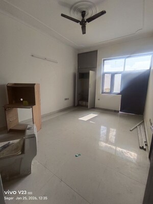 3 BHK Builder Floor For Rent in Sector 23