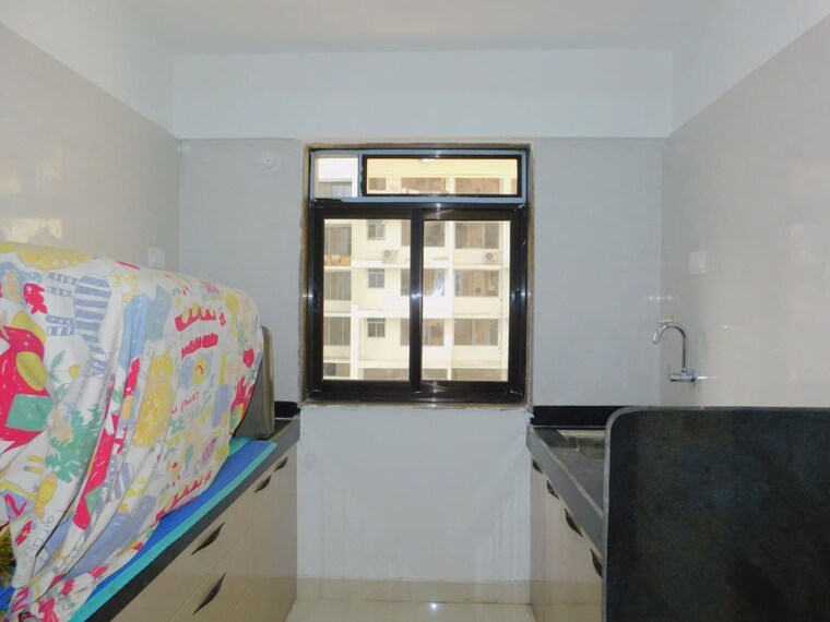 Room, b-g-shirke-monte-verita-north-annexe 1 Bedroom 550 Sq.Ft. Apartment In Borivali East Mumbai 10437937