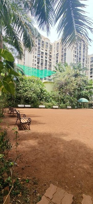 1 RK Apartment – Exterior View View at Bhoomi Park, Malad West - for Rent