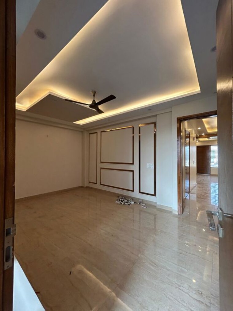 Room, ashoka enclave 4 Bedroom 3000 Sq.Ft. Builder Floor In Ashoka Enclave Faridabad 10438046